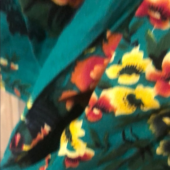 NWT Beautiful floral dress with pockets - Picture 4 of 6